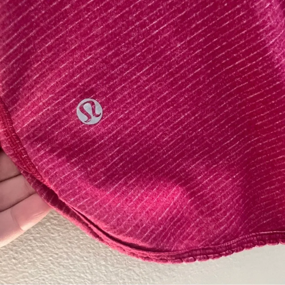 Lululemon racerback tank pink striped scalloped hem women’s size 6